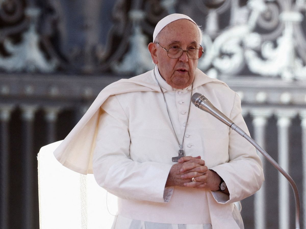 Le Pape François: Le Pouvoir de l’Amour dans la Quête du Bonheur